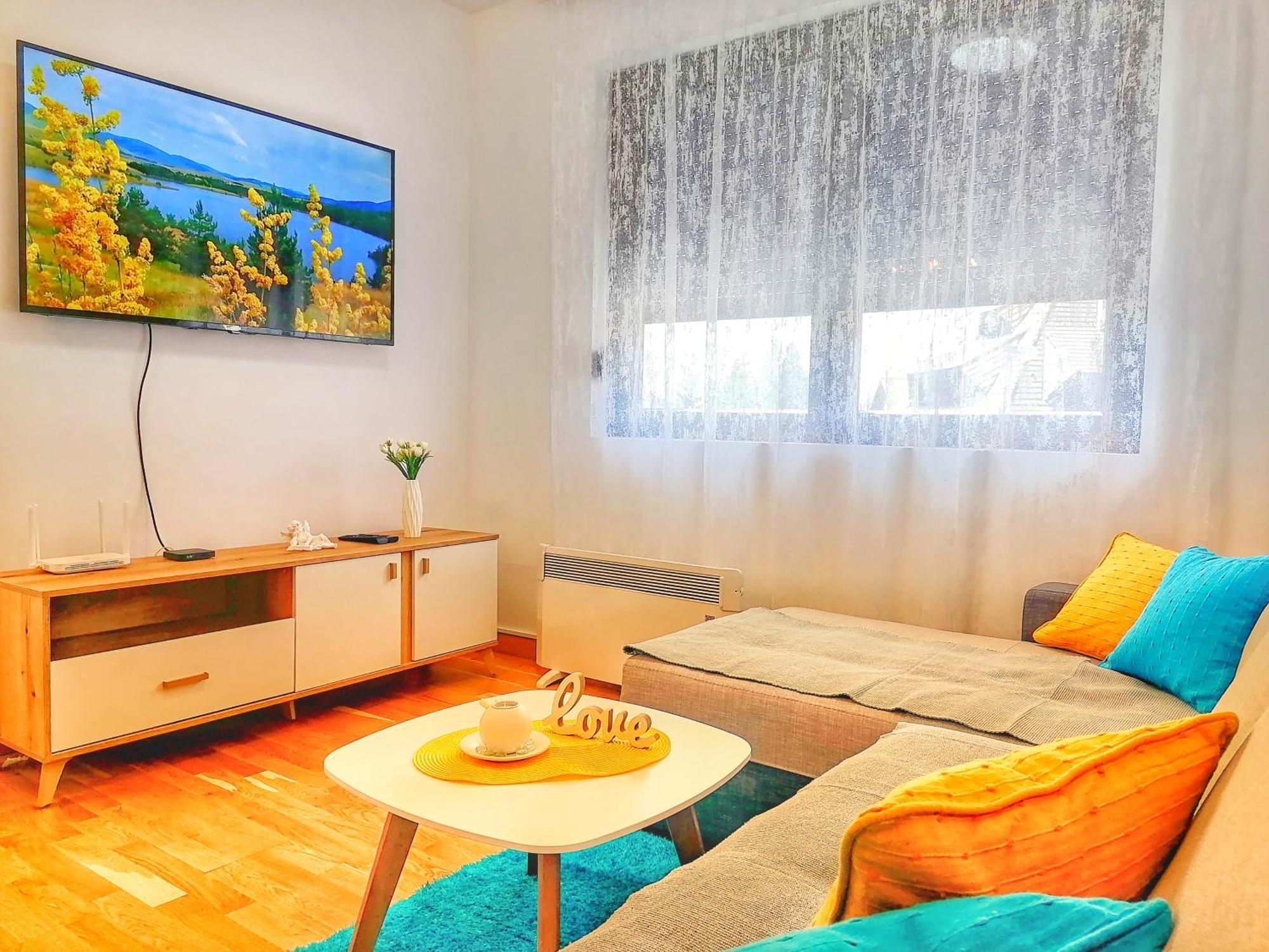 Apartment Golden Pine Lux *